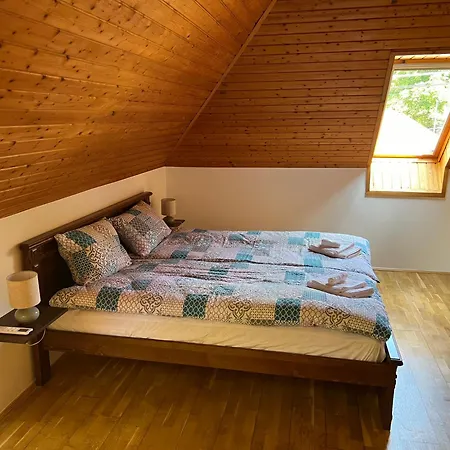 Bor és Kenyér Vendégház 3*